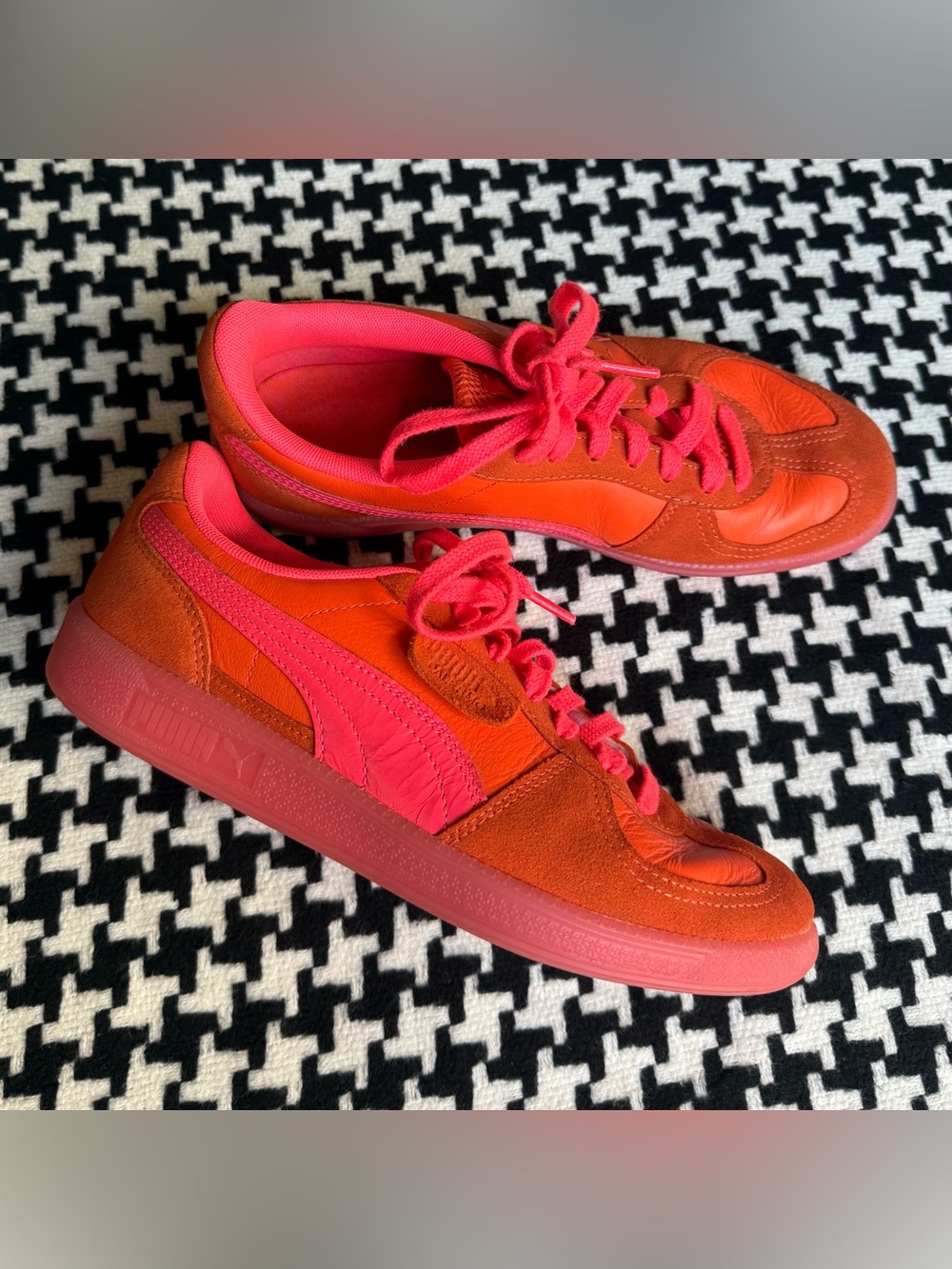 Puma Palermo citrus. Size 9 Orange and Hot Pink Sneakers